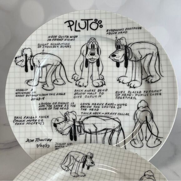 Disney Sketch Book Pluto Plates 10.5"& 8" - Picture 3 of 11